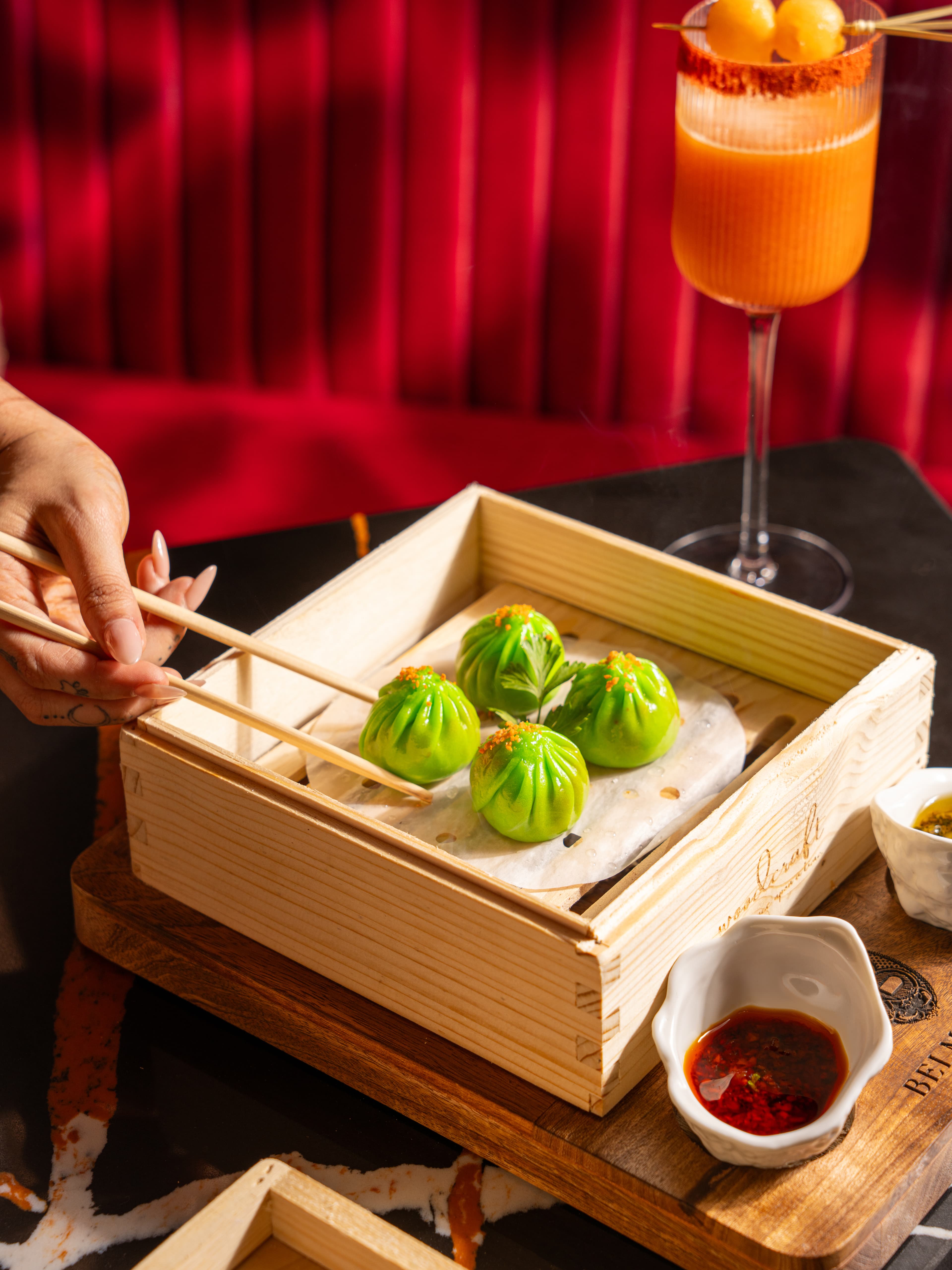 Elegant food plating